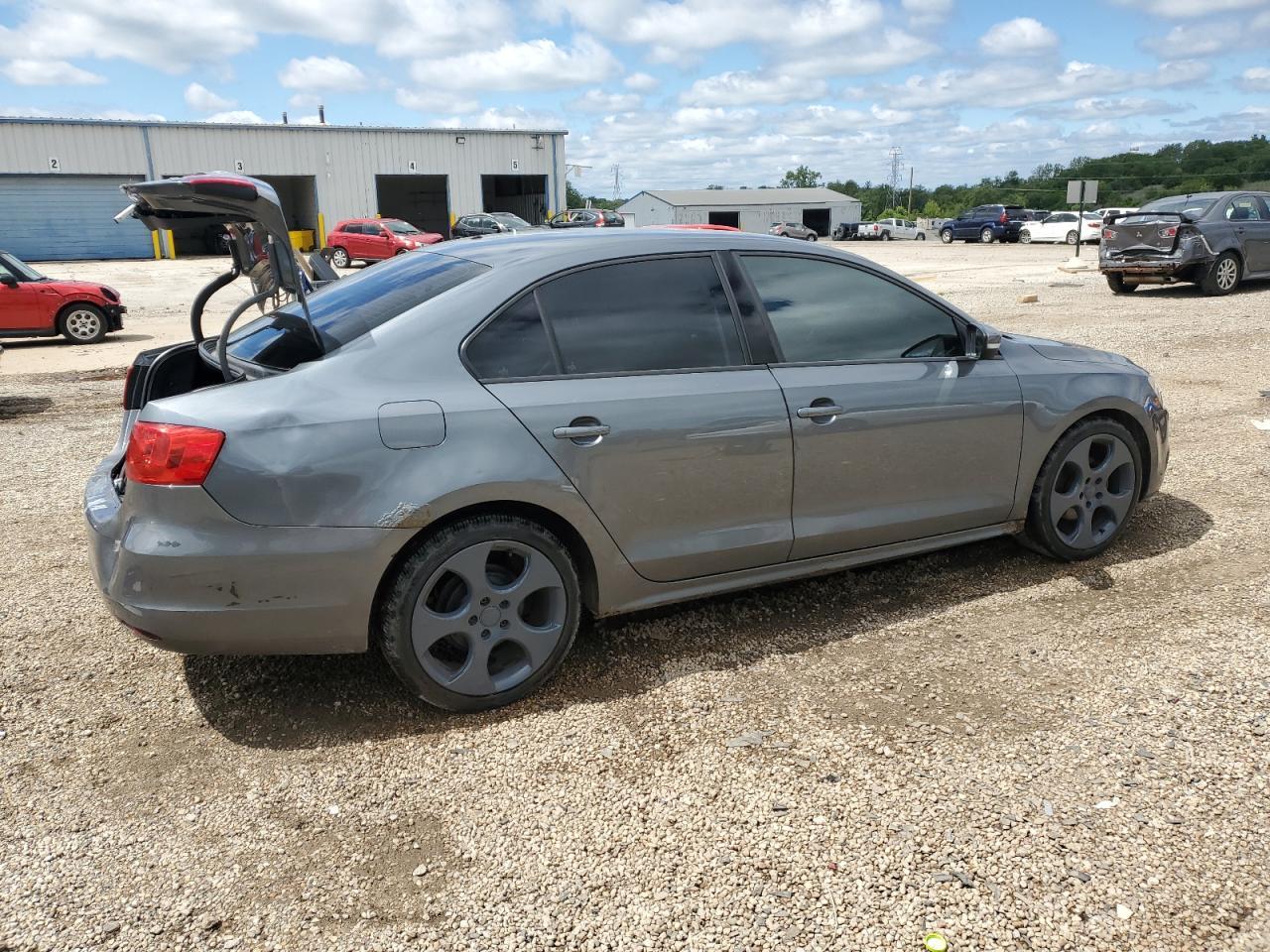 2011 Volkswagen Jetta Se - Фото 3