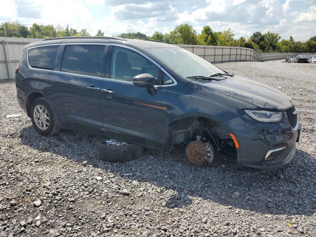 2022 Chrysler Pacifica Touring L - Фото 4