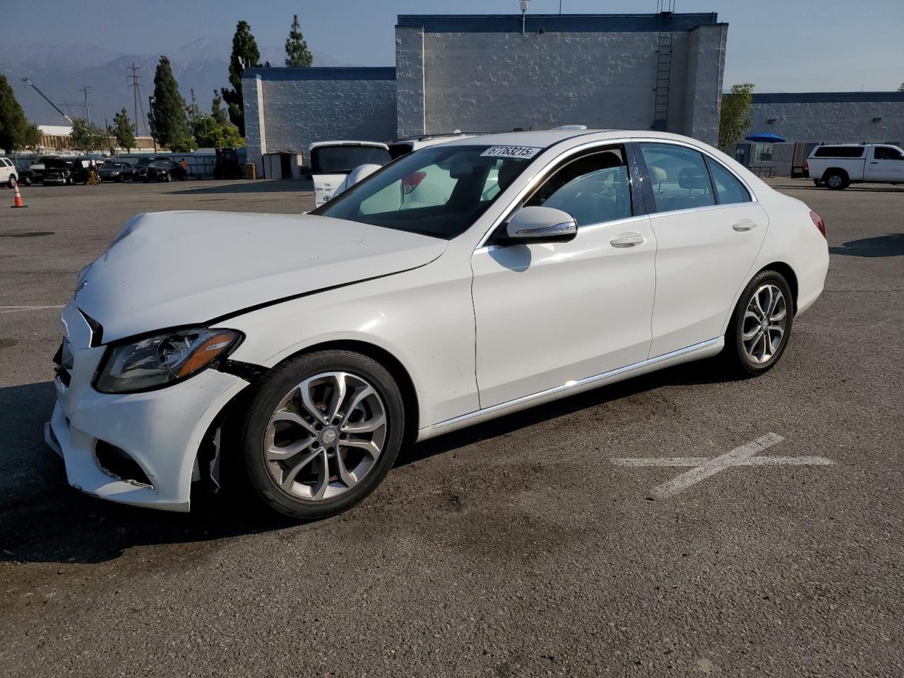 2015 Mercedes-Benz C 300