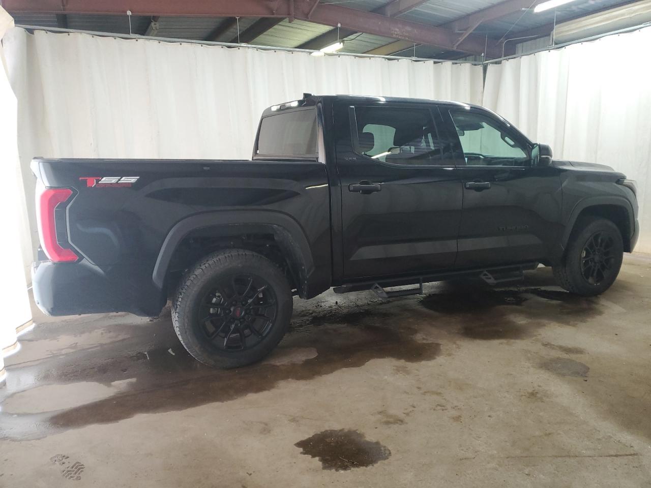 2023 Toyota Tundra Crewmax Sr - Фото 3