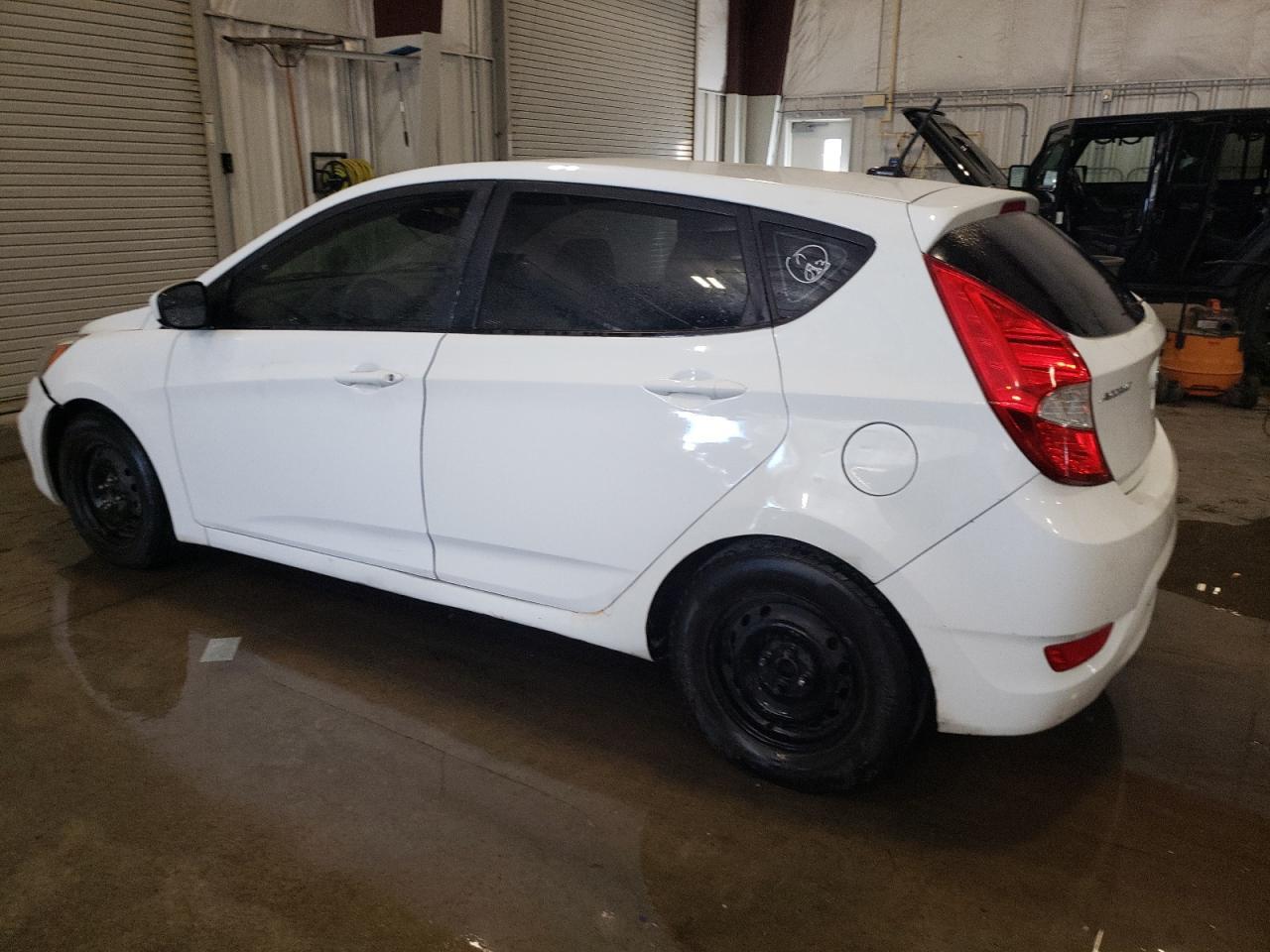 2016 Hyundai Accent Se - Фото 2