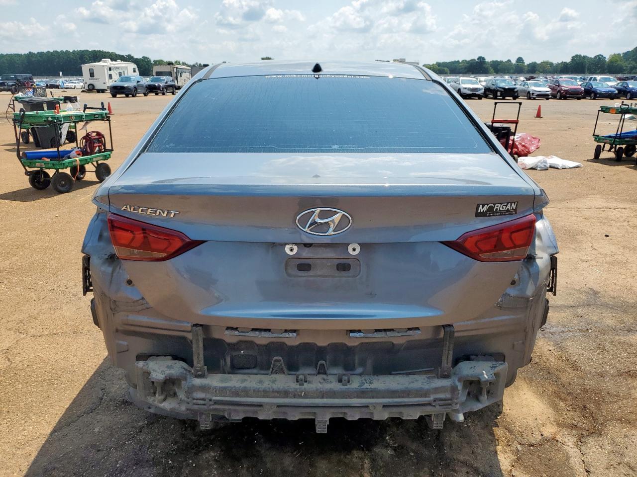 2020 Hyundai Accent Se - Фото 6