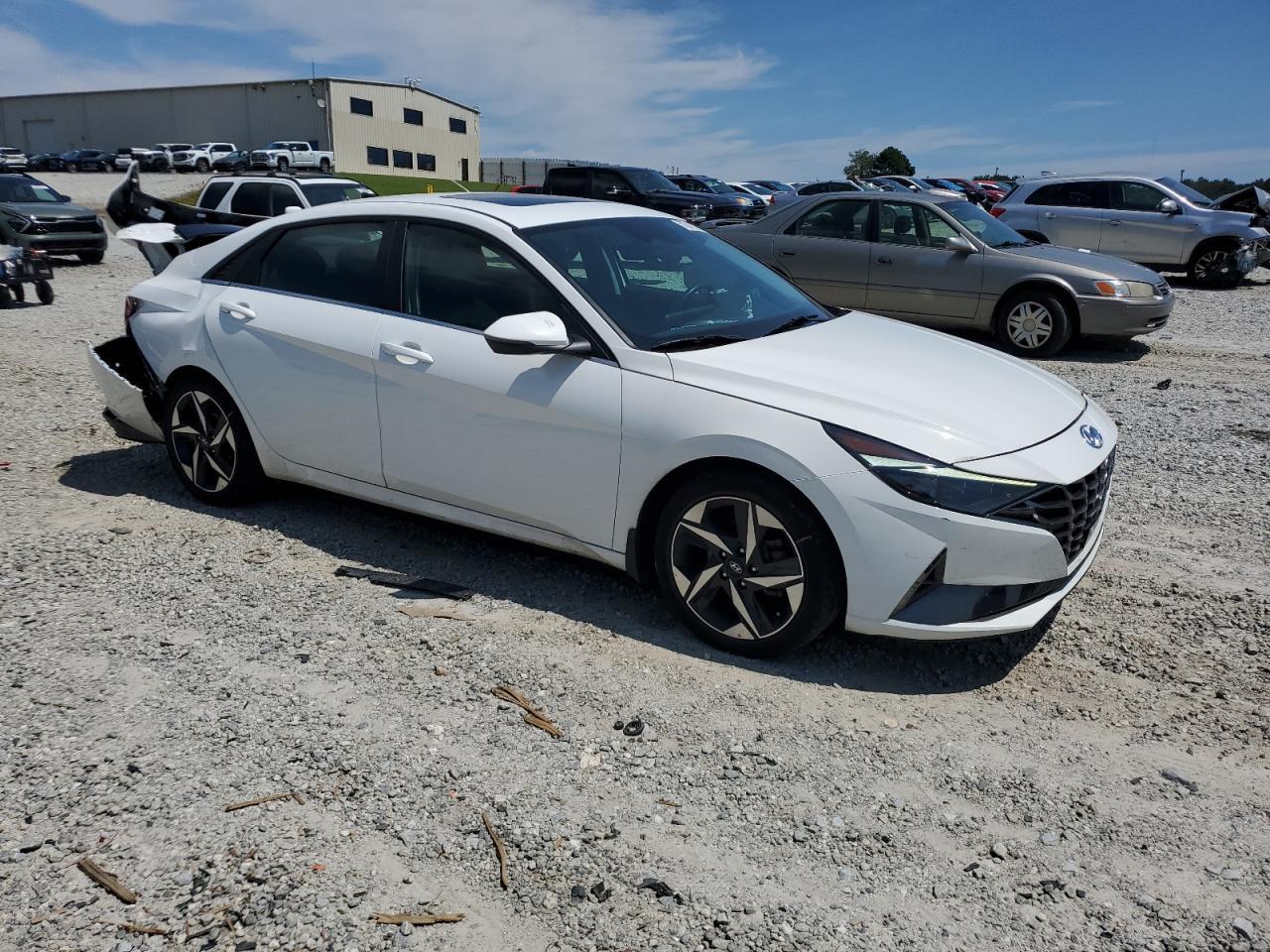 2023 Hyundai Elantra Limited - Фото 4