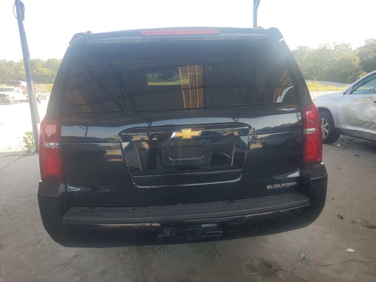 2020 Chevrolet Suburban K1500 Lt - Image 6