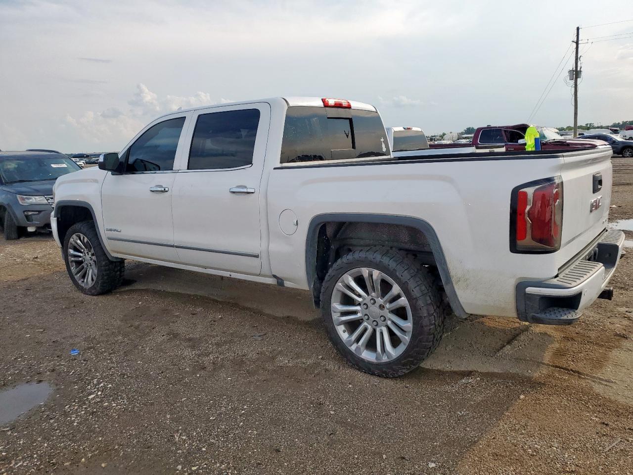 2018 GMC Sierra K1500 Denali - Фото 2