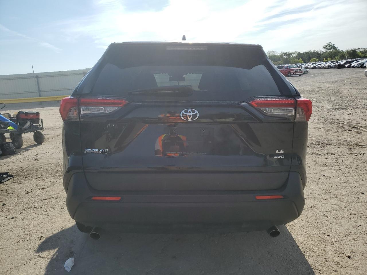 2019 Toyota Rav4 Le - Фото 6