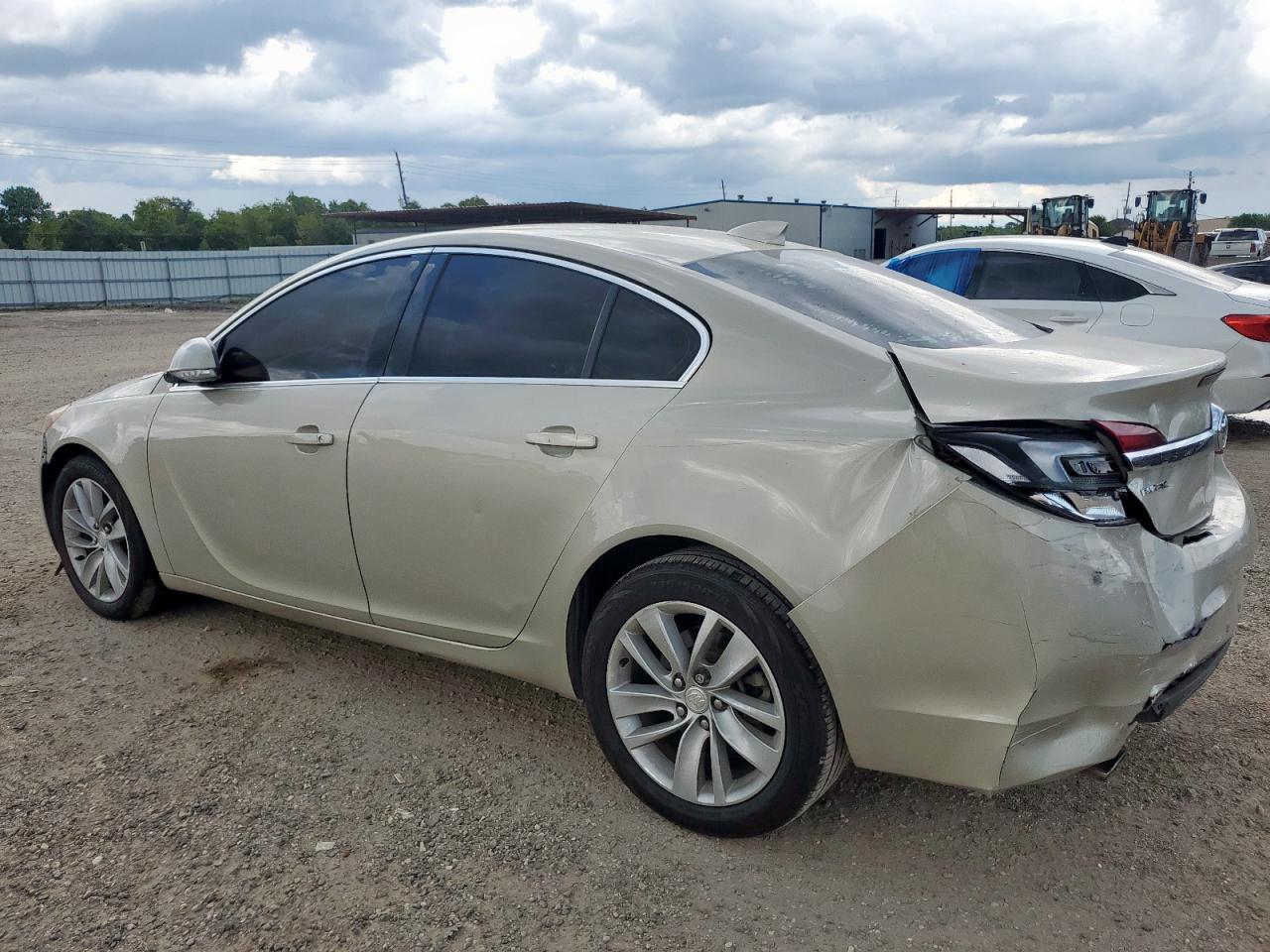 2016 Buick Regal - Фото 2