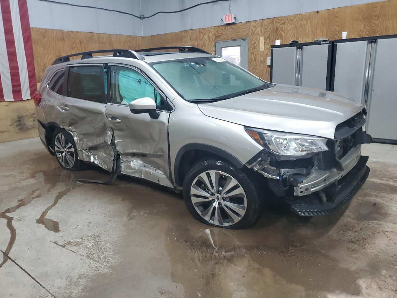 2020 Subaru Ascent Premium - Фото 4