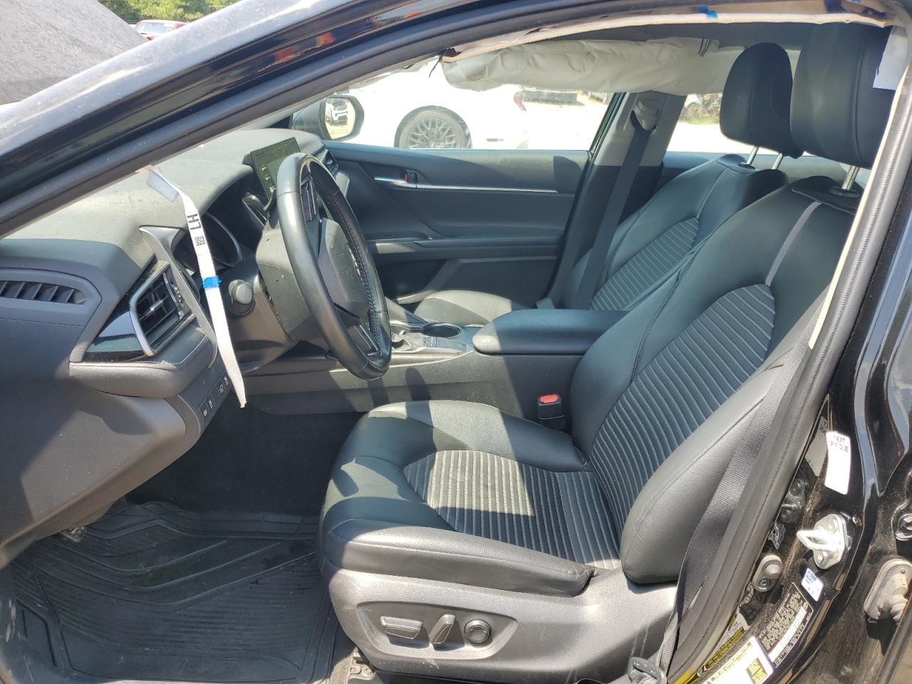 2022 Toyota Camry Se - Фото 7