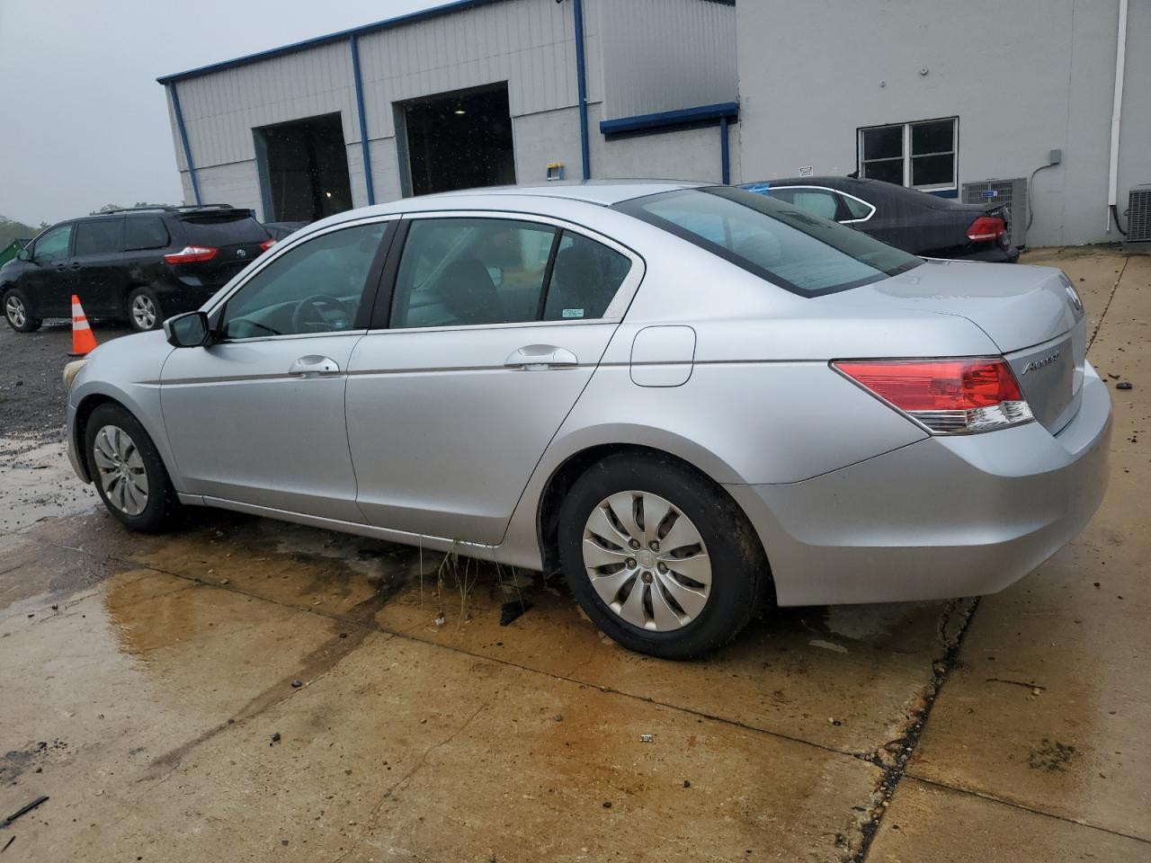 2010 Honda Accord Lx - Фото 2