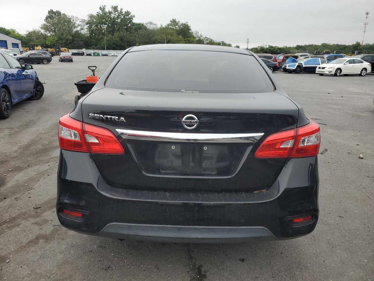 2016 Nissan Sentra S - Image 6