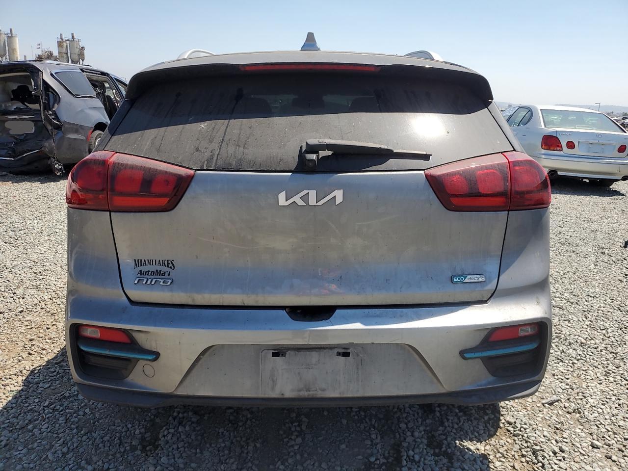 2022 Kia Niro S - Фото 6