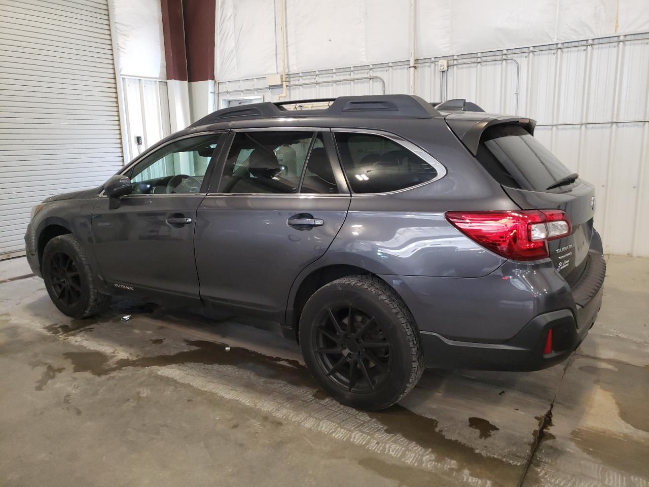 2019 Subaru Outback 3.6R Limited - Image 2