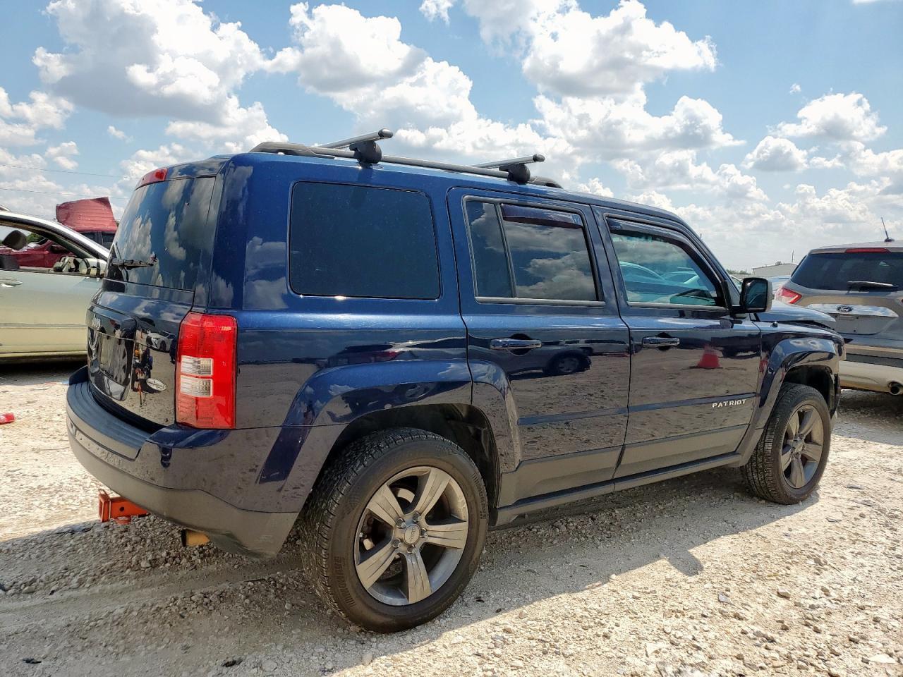 2015 Jeep Patriot Latitude - Image 3