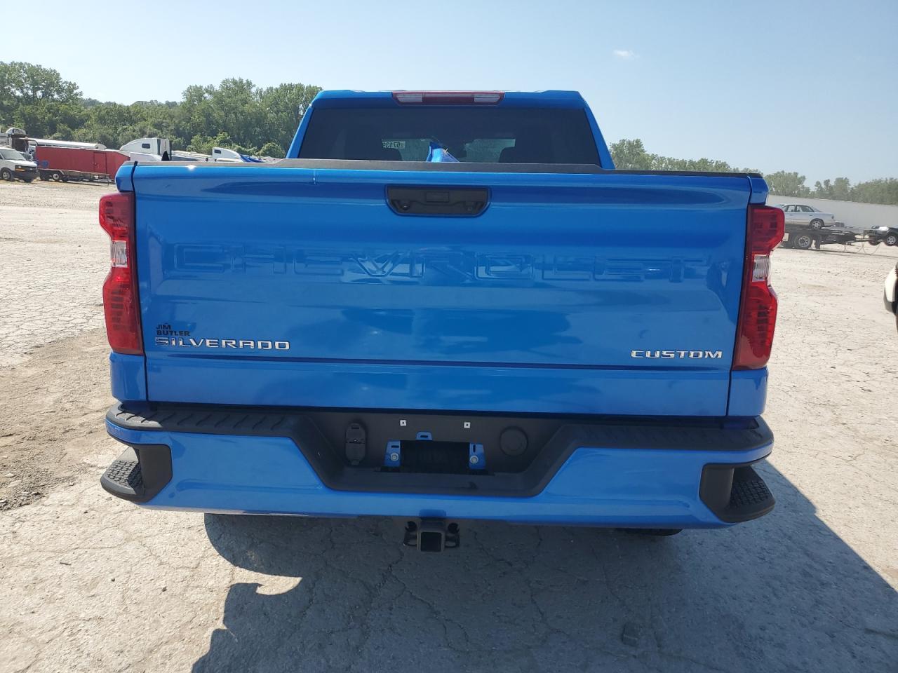 2025 Chevrolet Silverado K1500 Custom - Фото 6