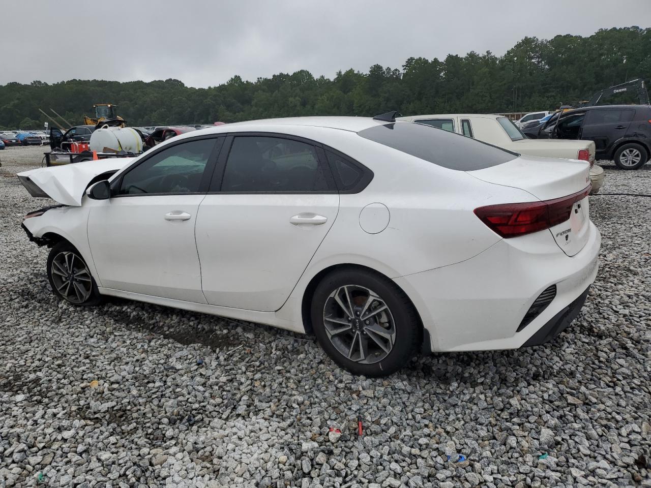 2024 Kia Forte Lx - Фото 2