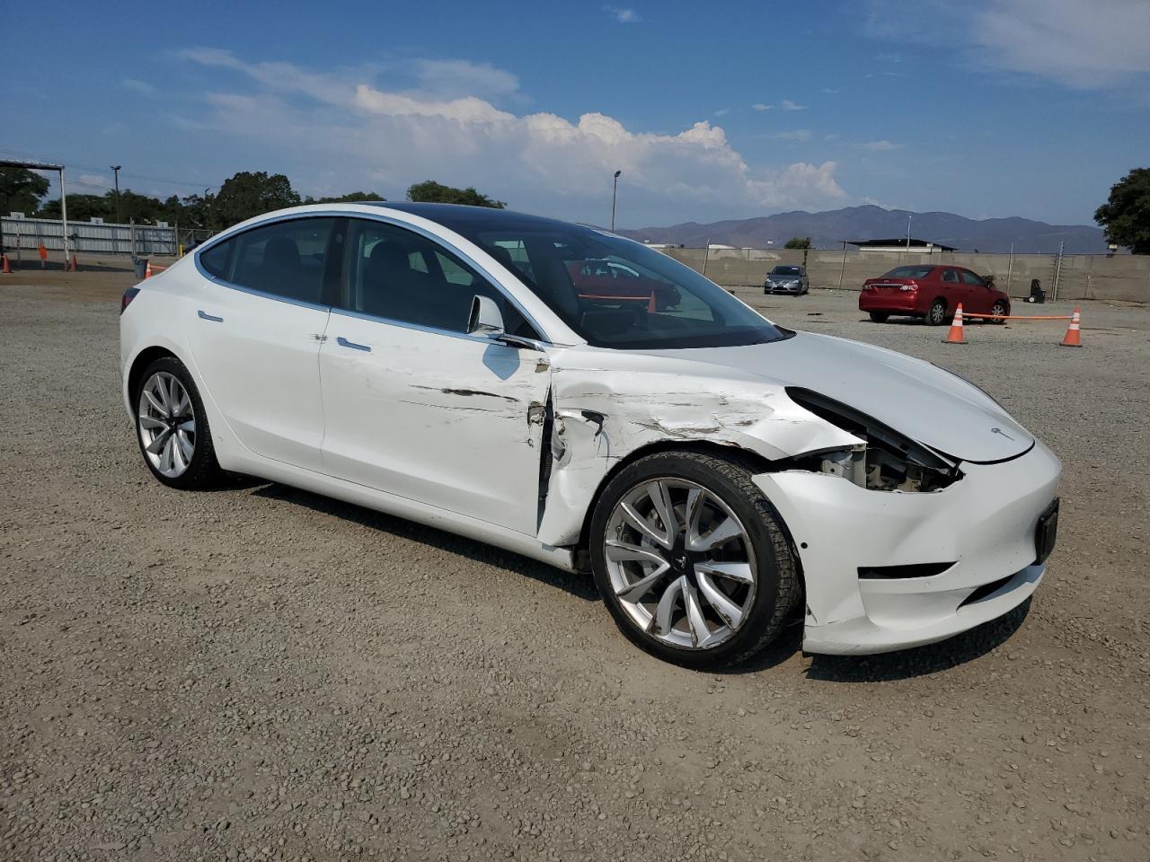 2019 Tesla Model 3 - Image 4