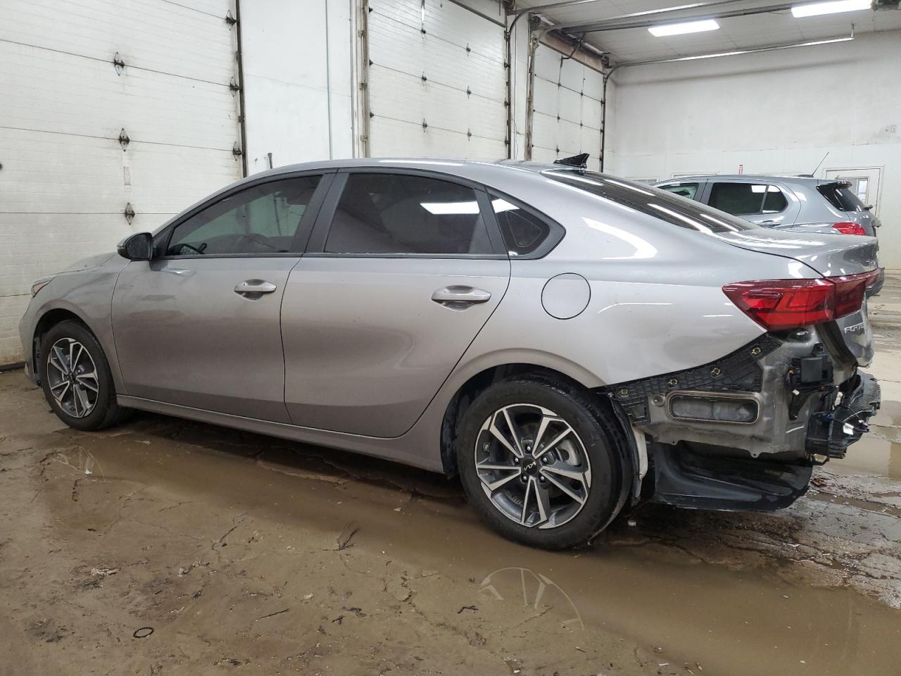 2024 Kia Forte Lx - Фото 2