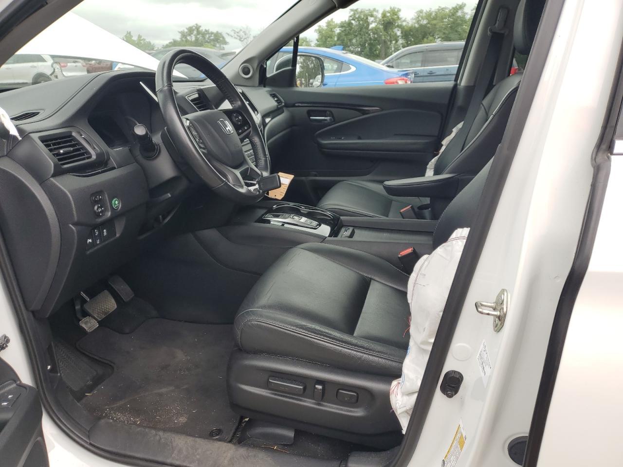 2020 Honda Pilot Touring - Image 7