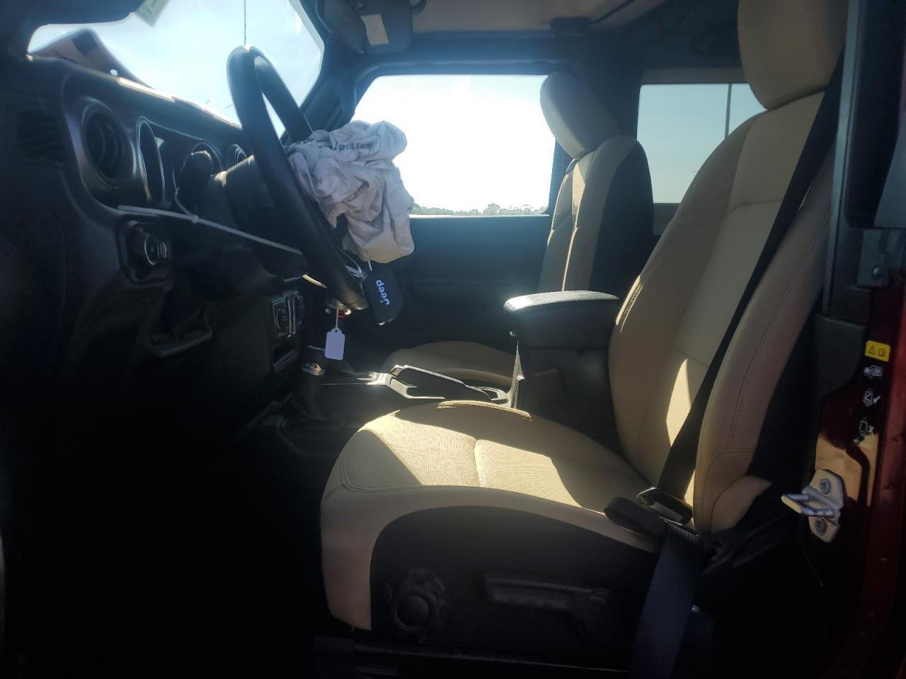 2021 Jeep Wrangler Sport - Фото 7