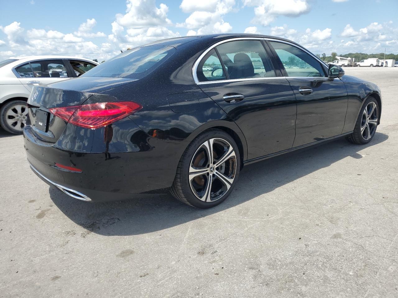 2024 Mercedes-Benz C 300 - Фото 3