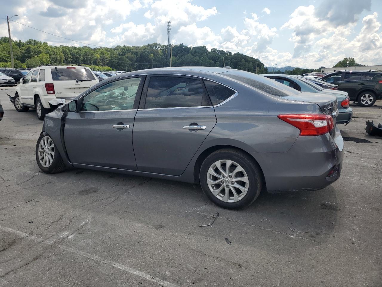2019 Nissan Sentra S - Фото 2