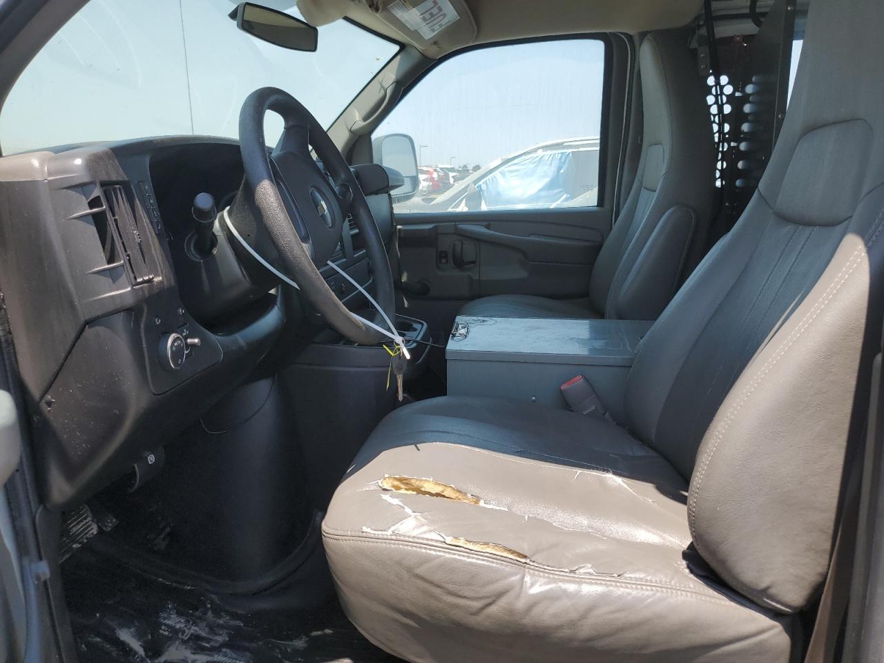 2012 Chevrolet Express G2500 - Image 7