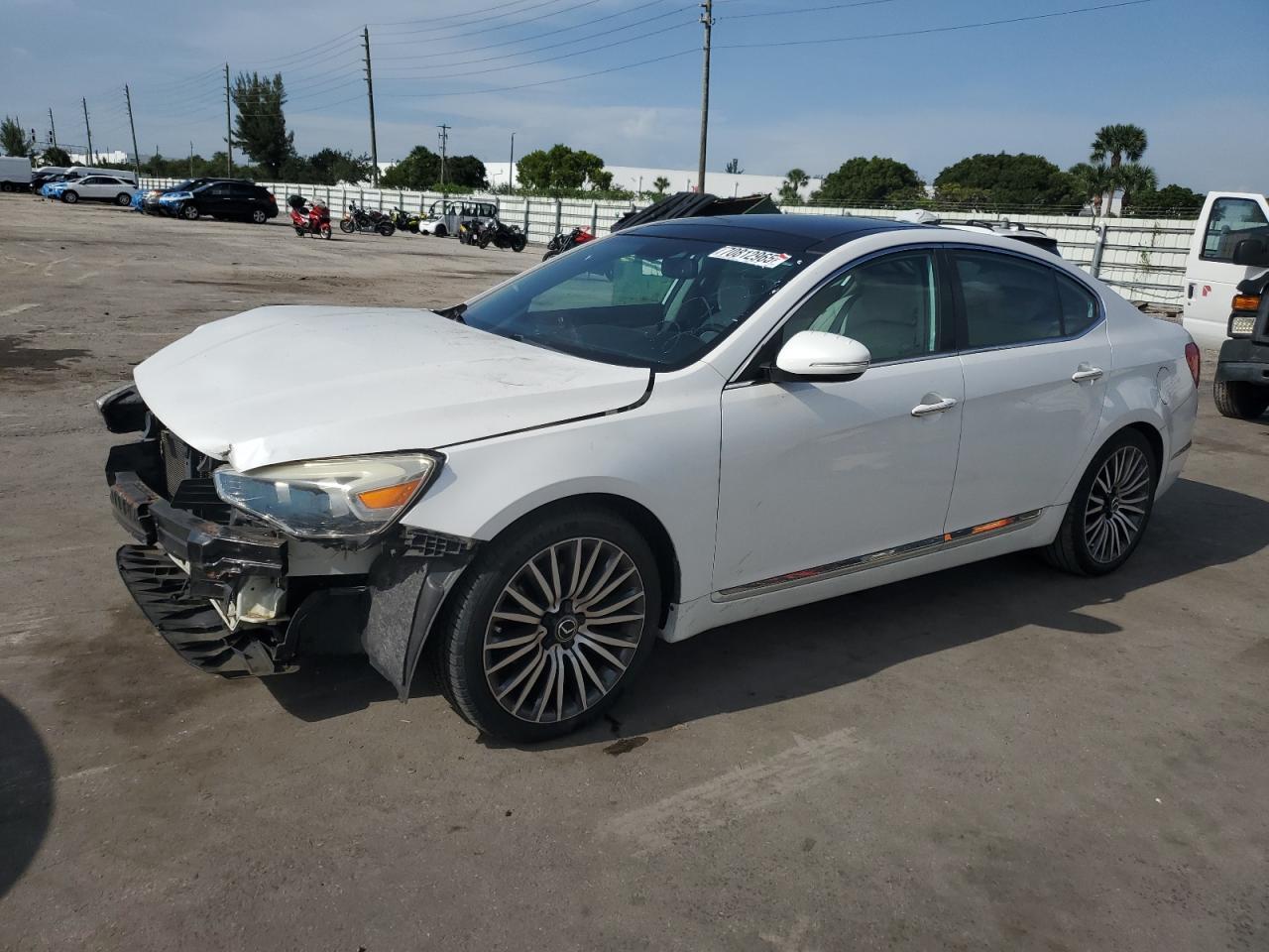 2014 Kia Cadenza Premium