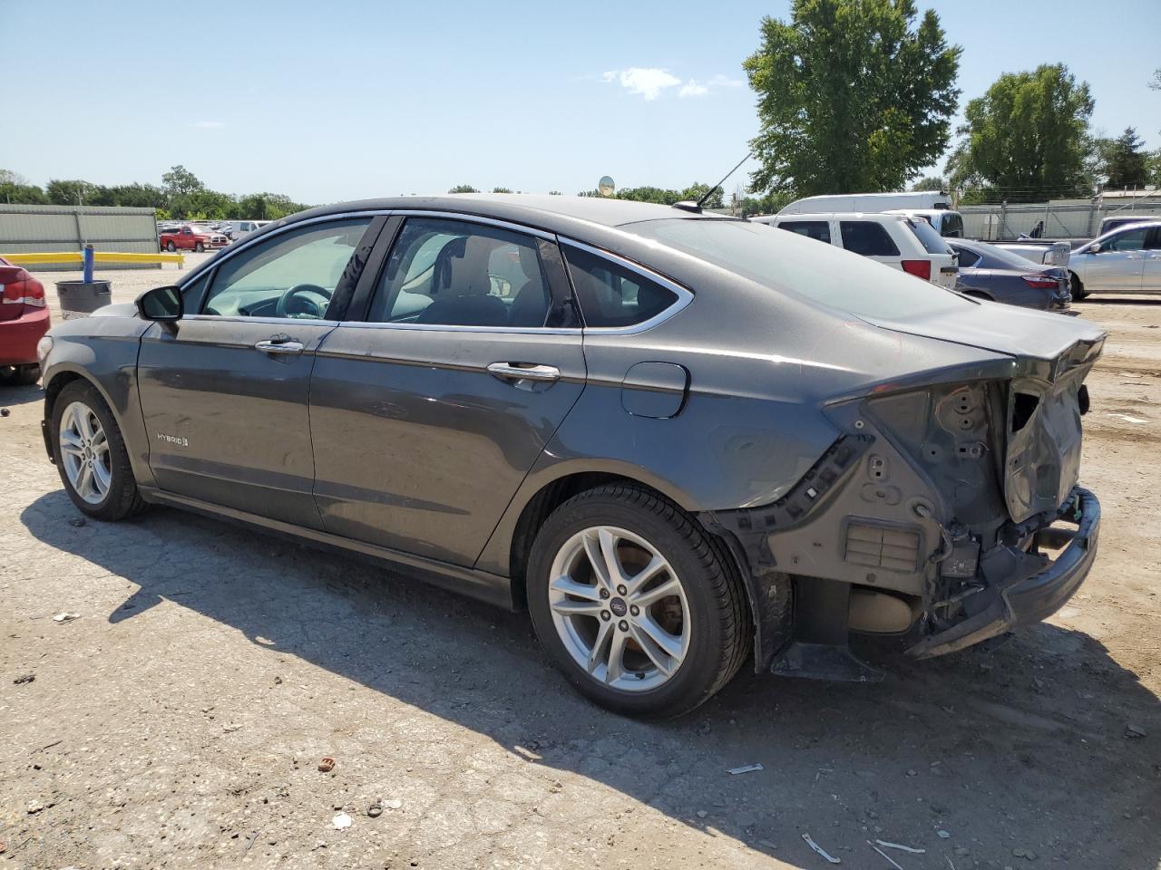 2018 Ford Fusion Se Hybrid - Image 2