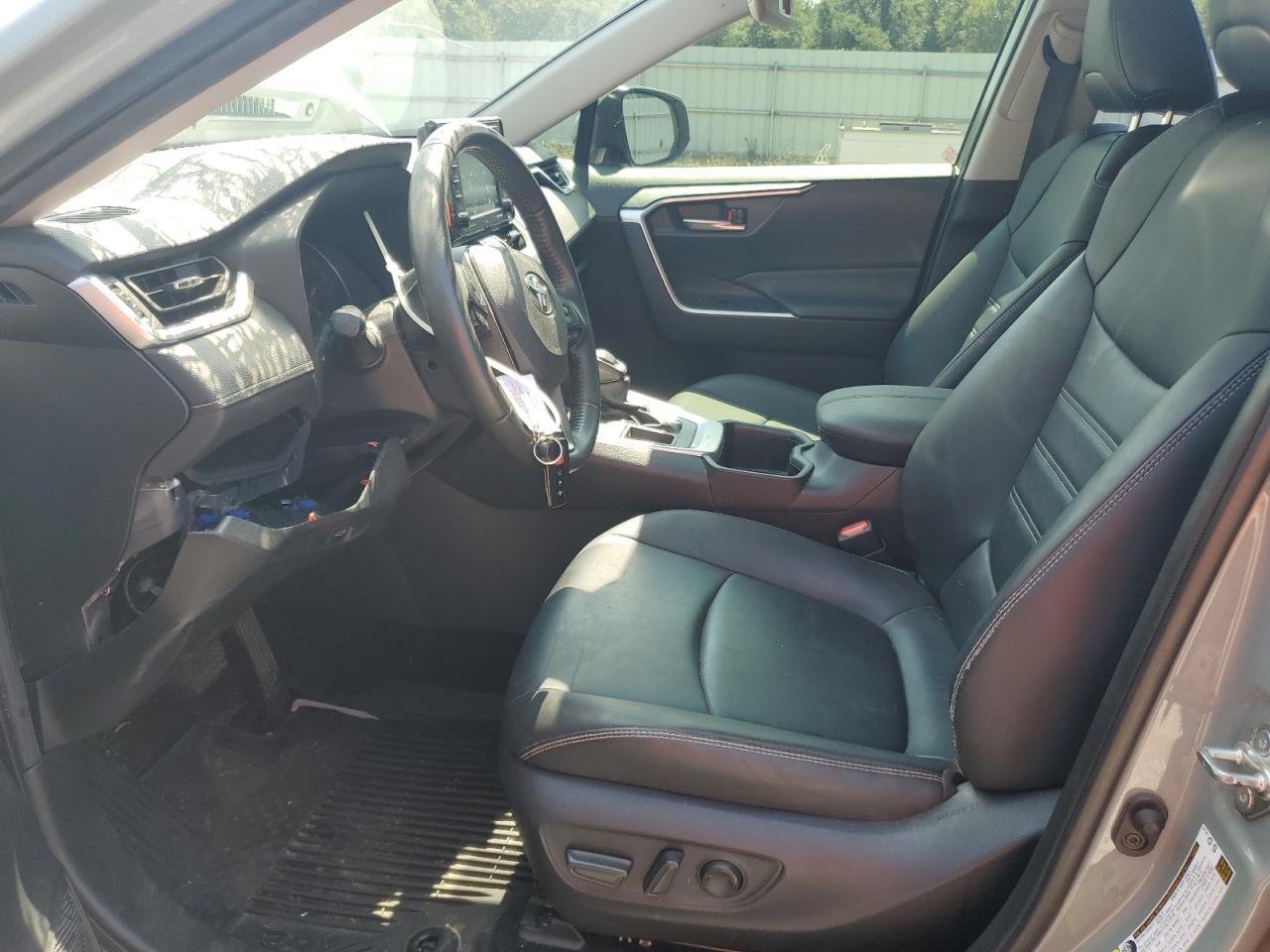 2022 Toyota Rav4 Xle Premium - Фото 7