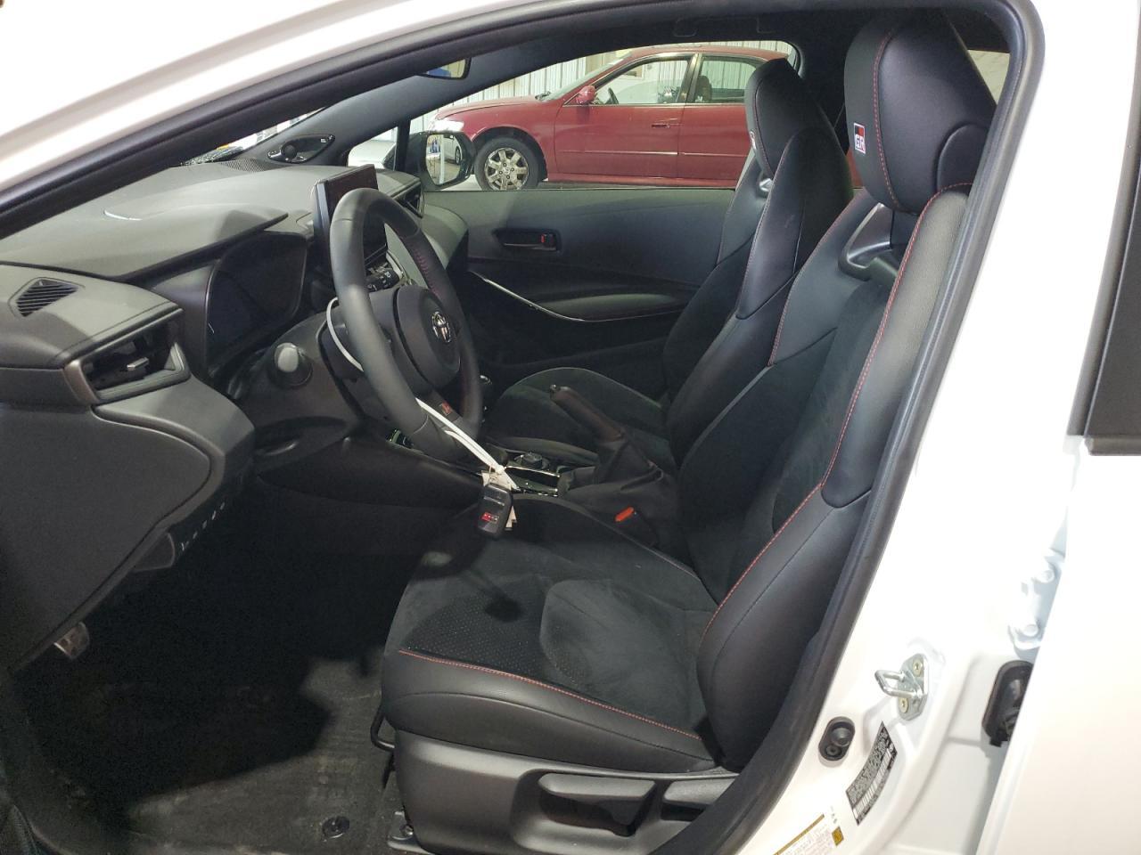 2025 Toyota Gr Corolla Core - Фото 7