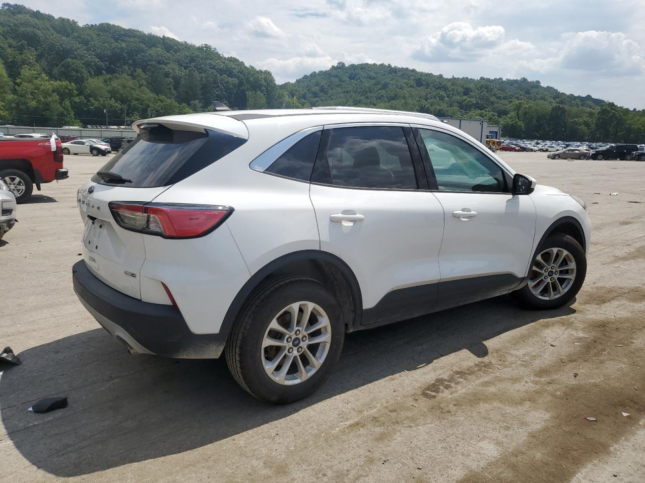 2020 Ford Escape Se - Image 3