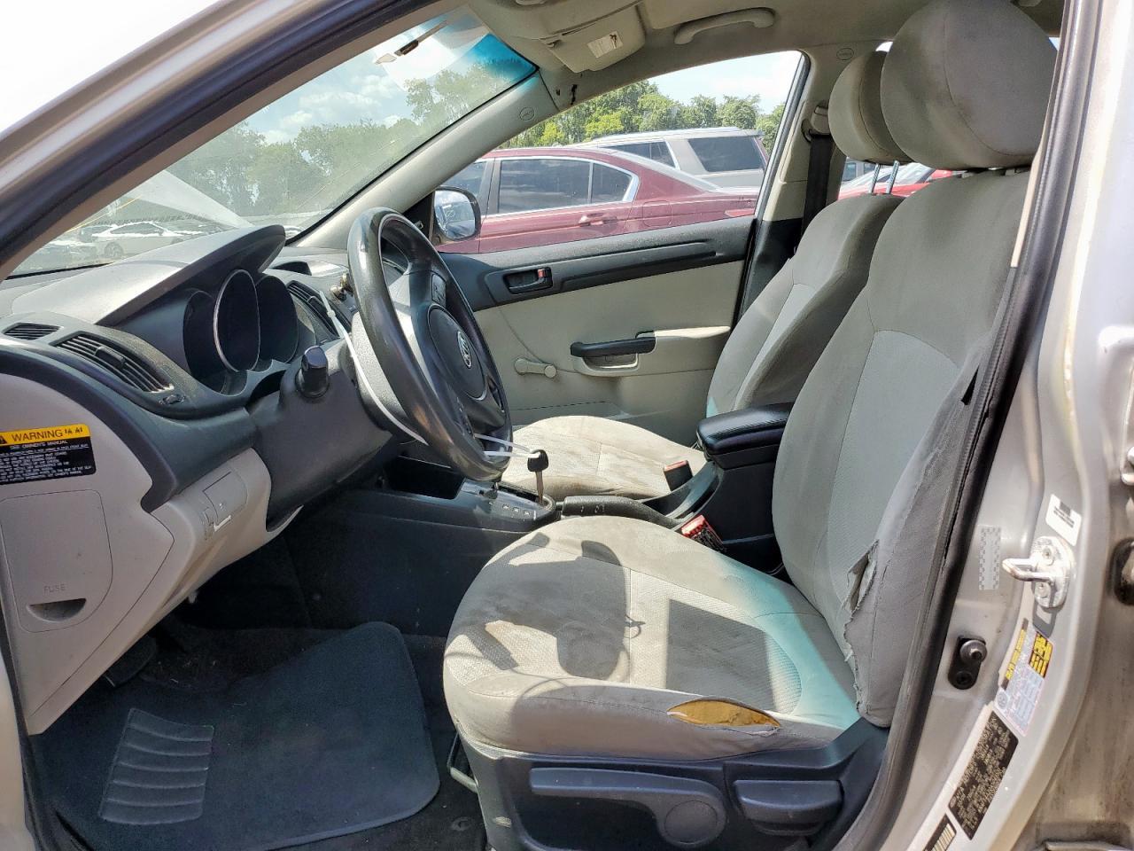 2010 Kia Forte Lx - Image 7