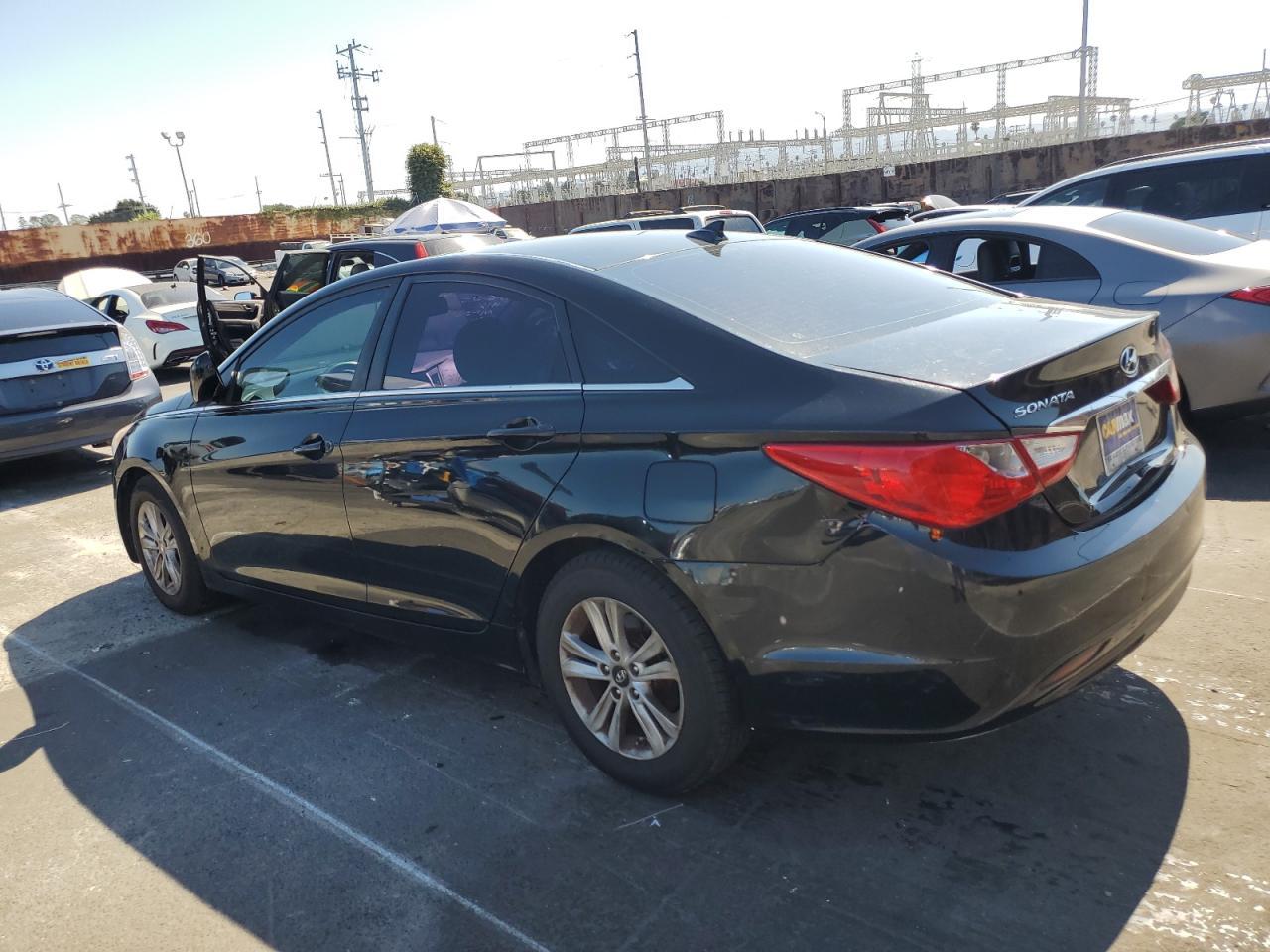 2013 Hyundai Sonata Gls - Фото 2