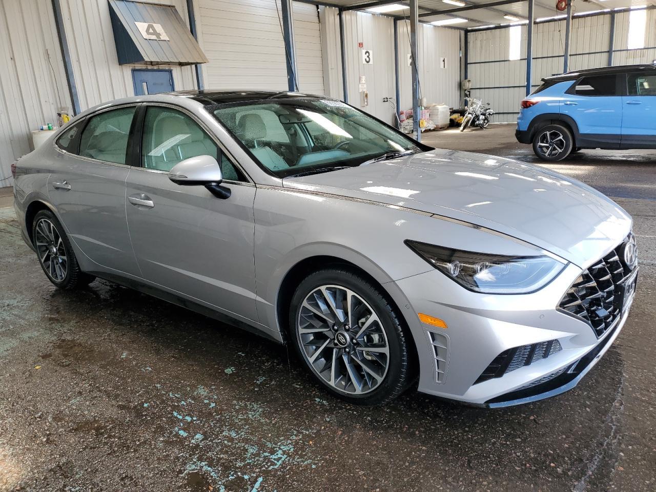 2023 Hyundai Sonata Limited - Фото 4