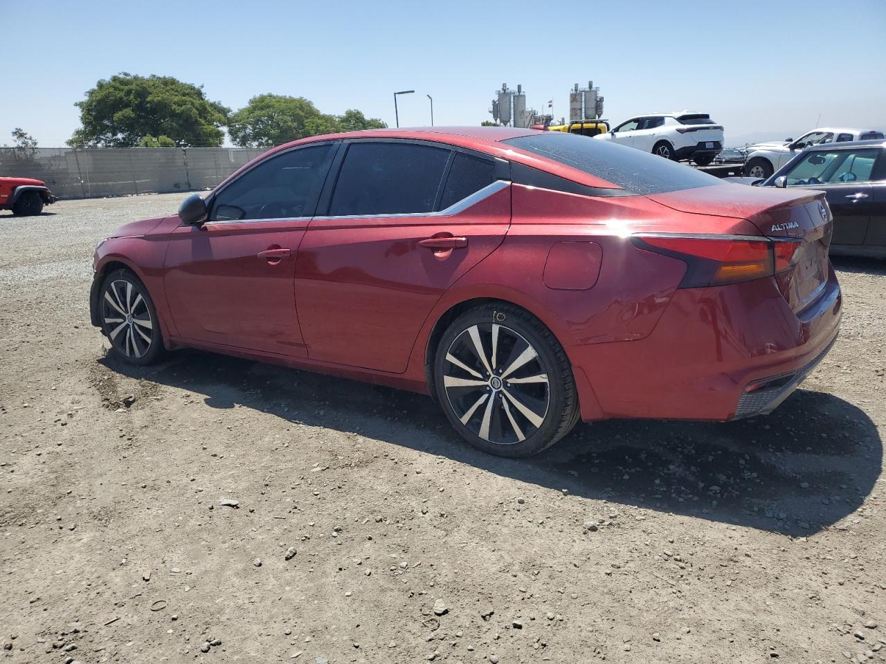 2019 Nissan Altima Sr - Image 2