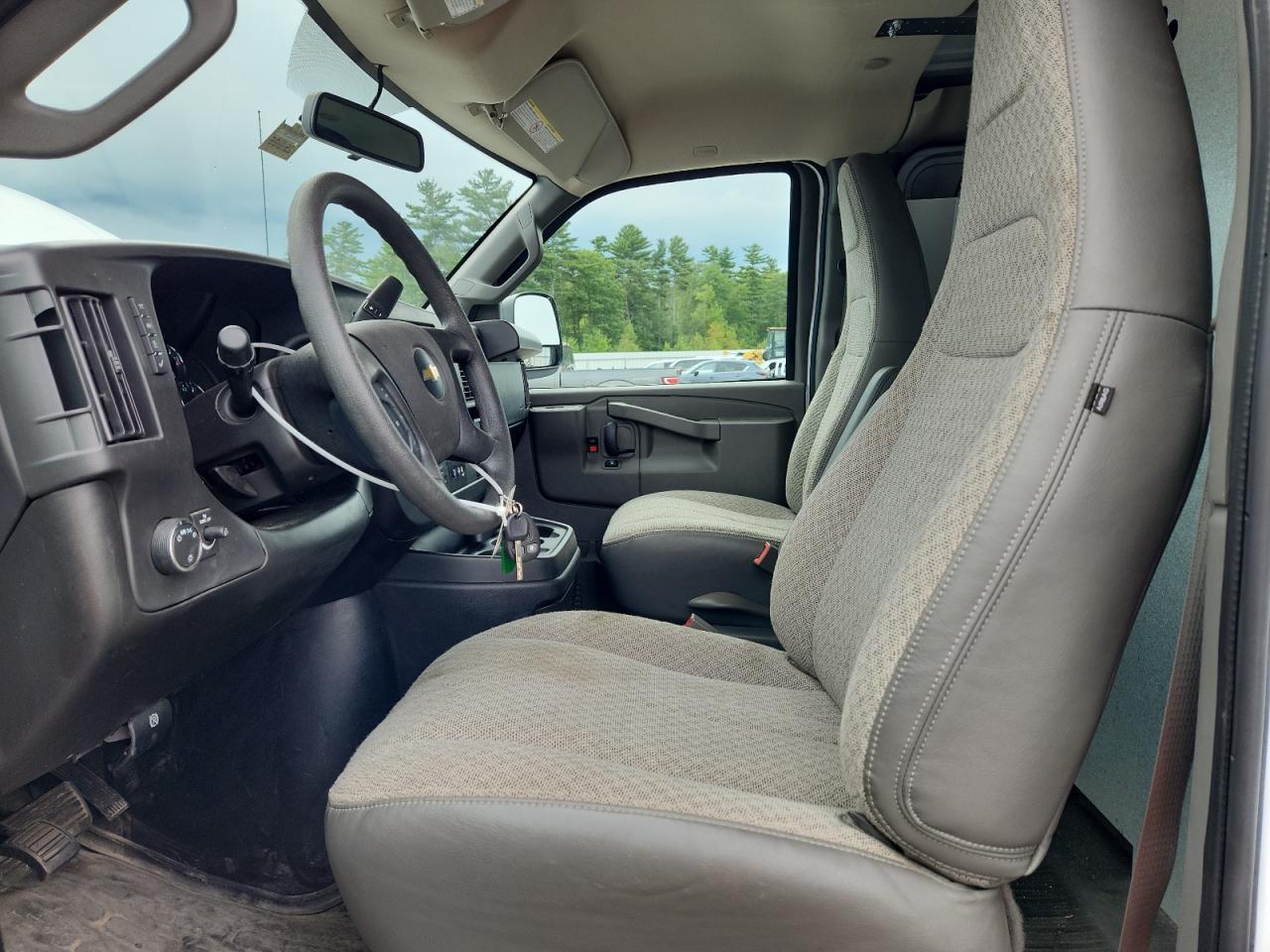 2024 Chevrolet Express G2500 - Image 7
