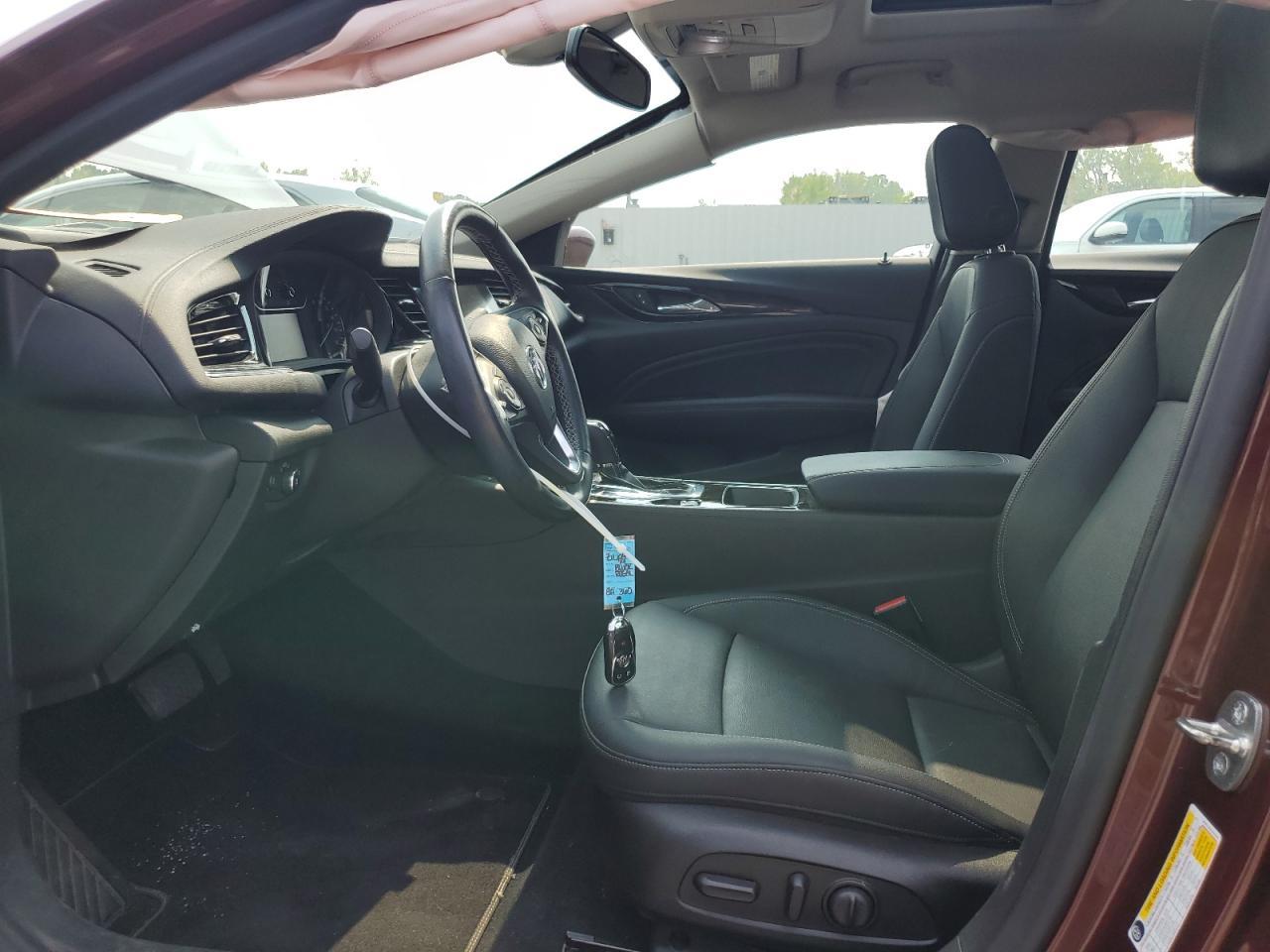 2019 Buick Regal Essence - Image 7