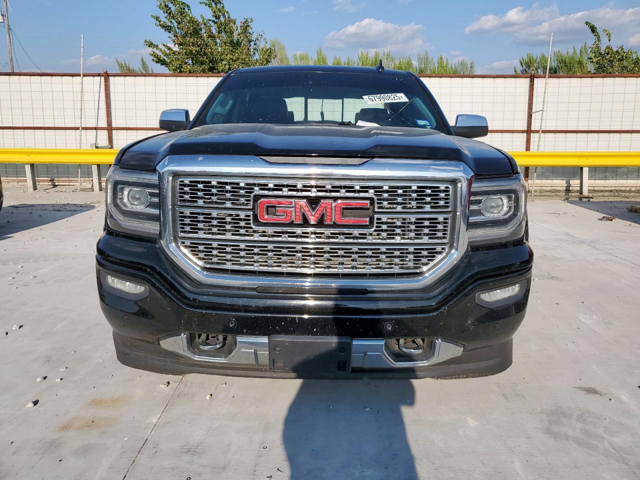 2017 GMC Sierra K1500 Denali - Image 5