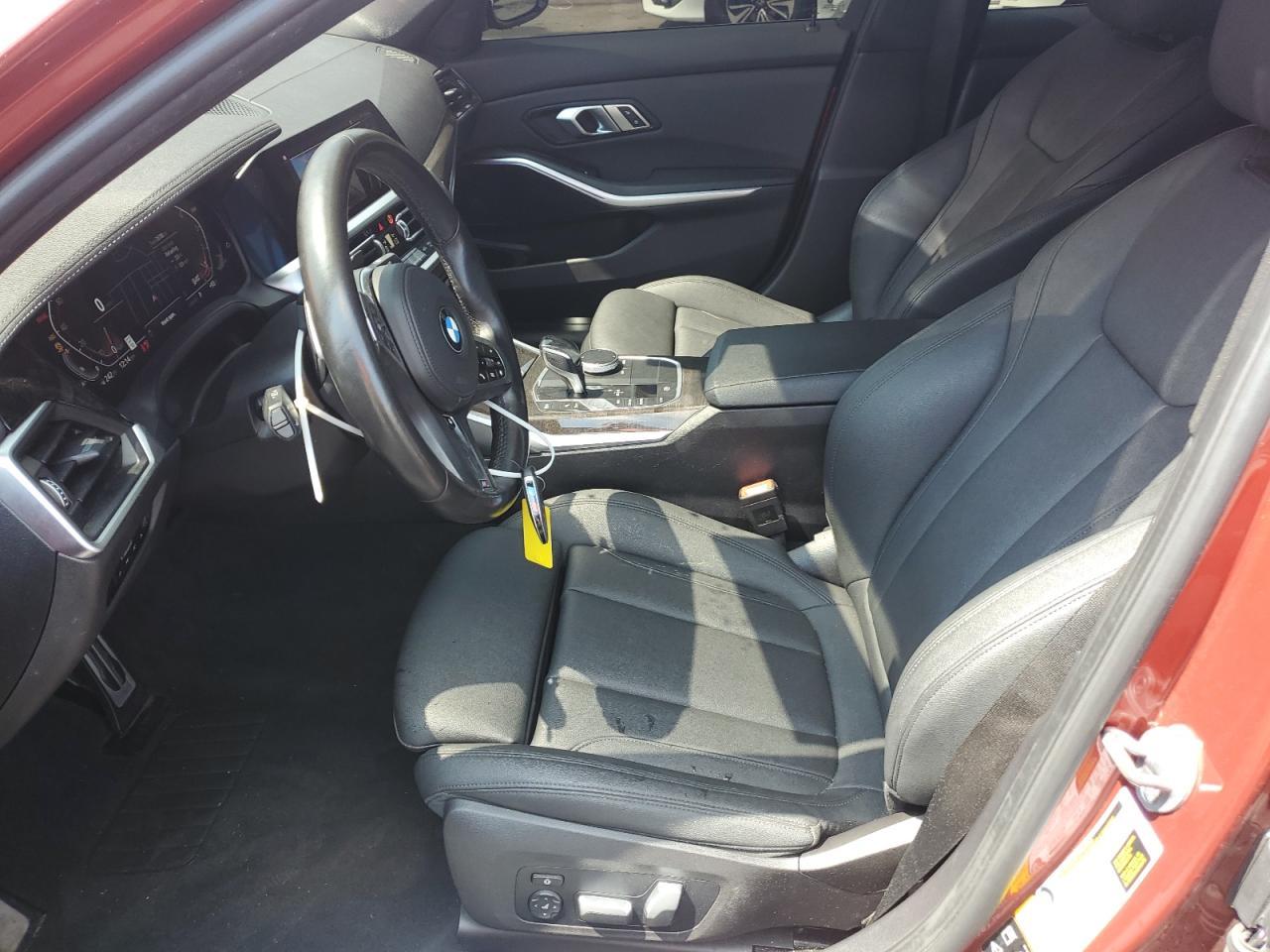 2021 BMW 330Xi - Фото 7
