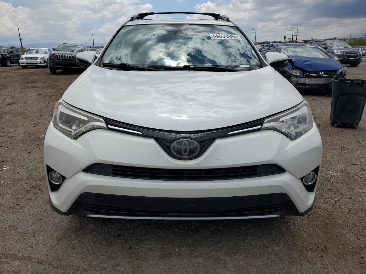 2018 Toyota Rav4 Limited - Image 5