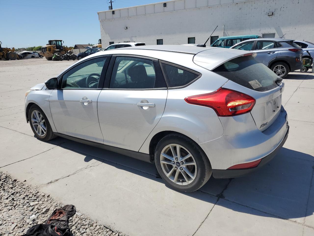 2015 Ford Focus Se - Image 2
