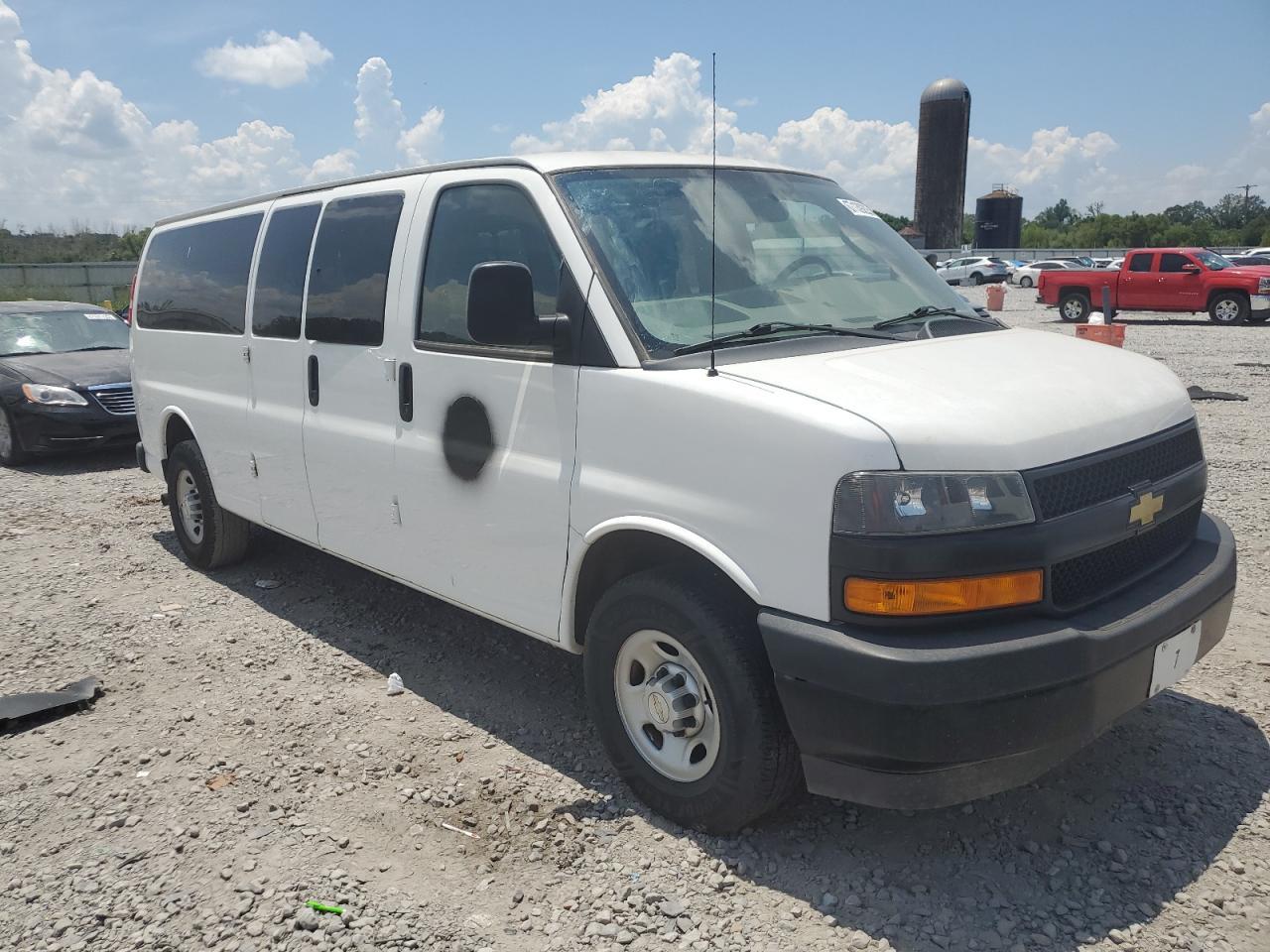 2020 Chevrolet Express G3500 Ls - Image 4
