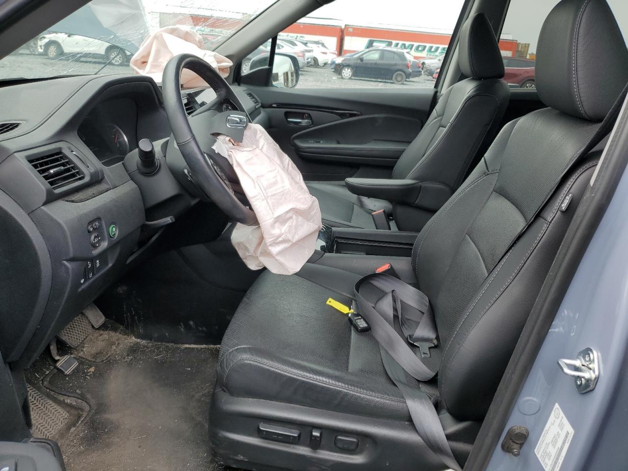 2022 Honda Pilot Touring - Image 7