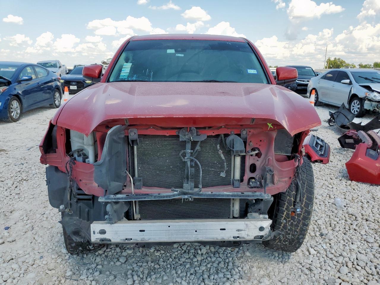 2022 Toyota Tacoma Double Cab - Image 5