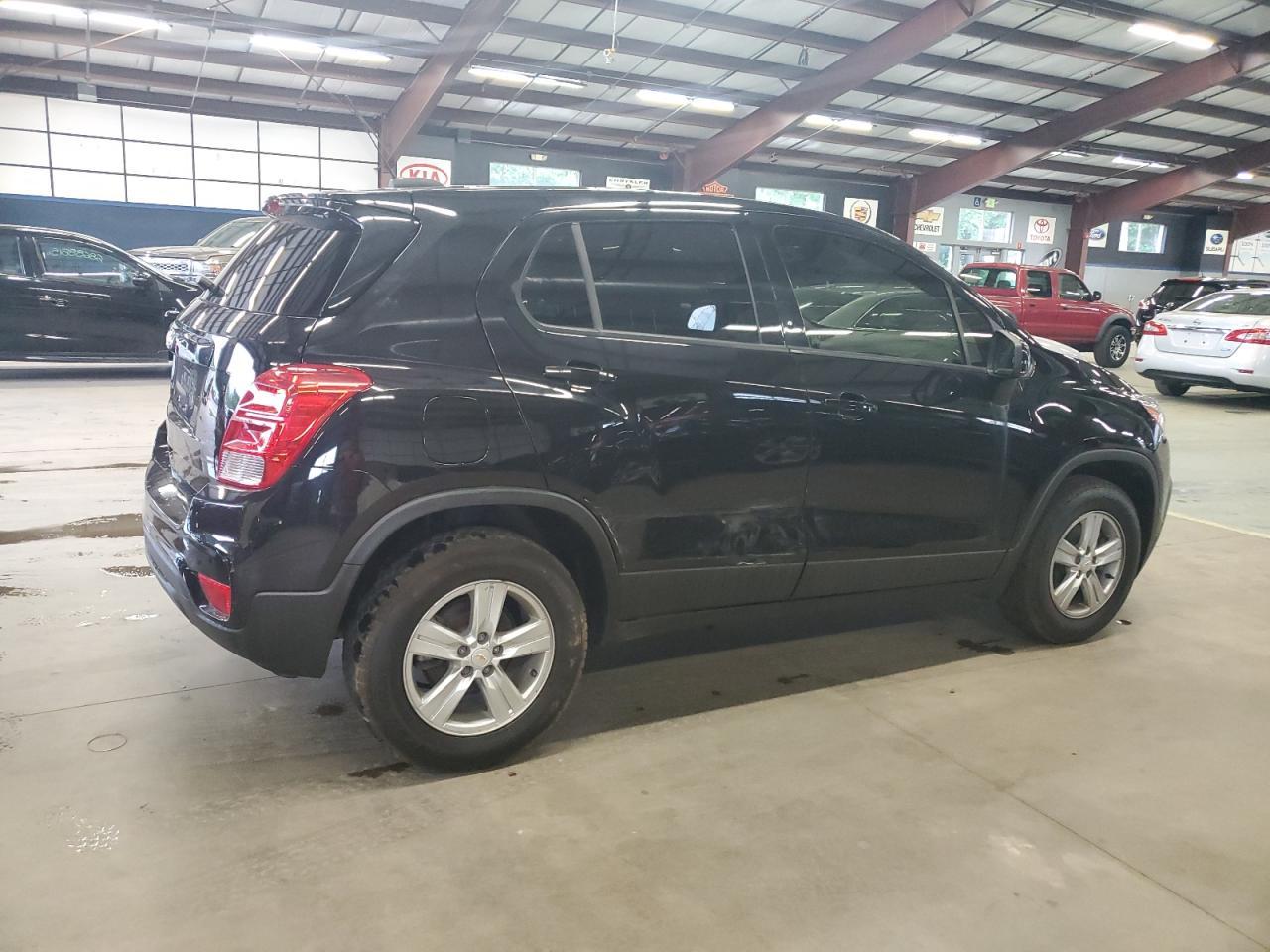 2020 Chevrolet Trax Ls - Фото 3