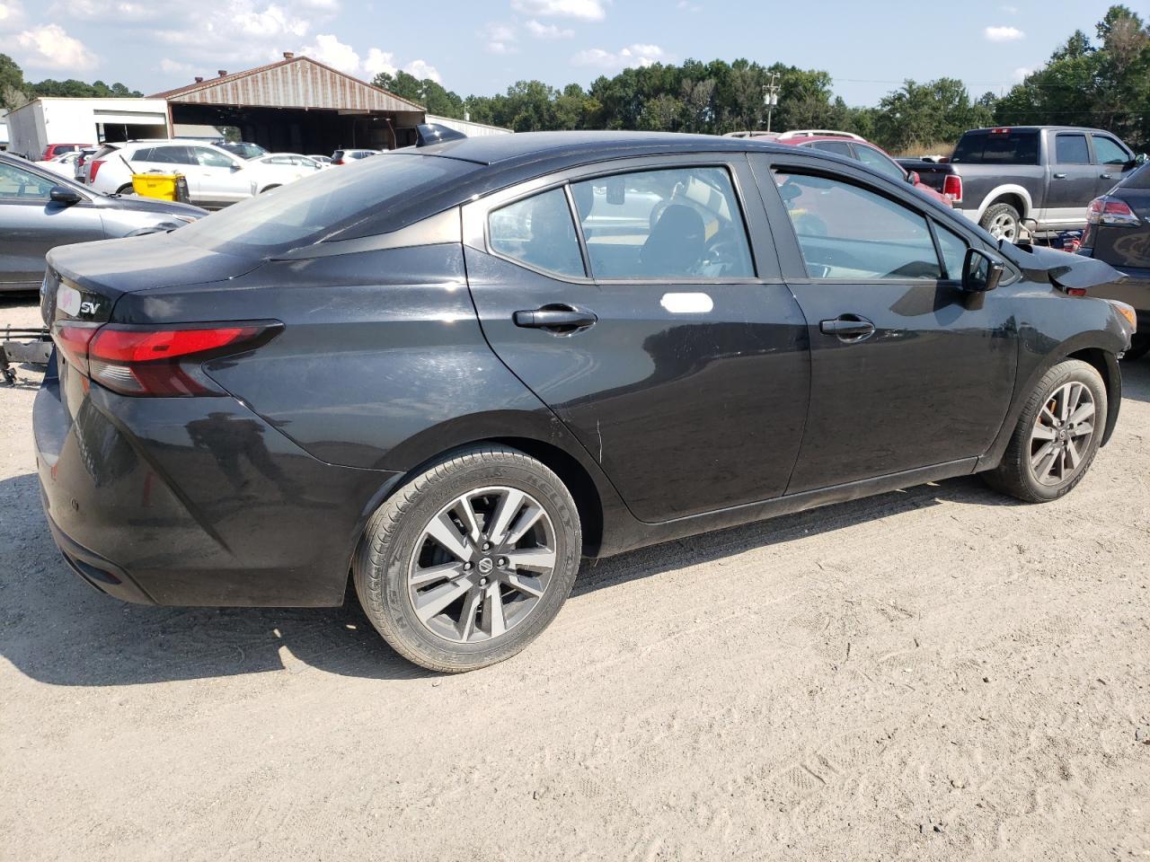 2021 Nissan Versa Sv - Фото 3