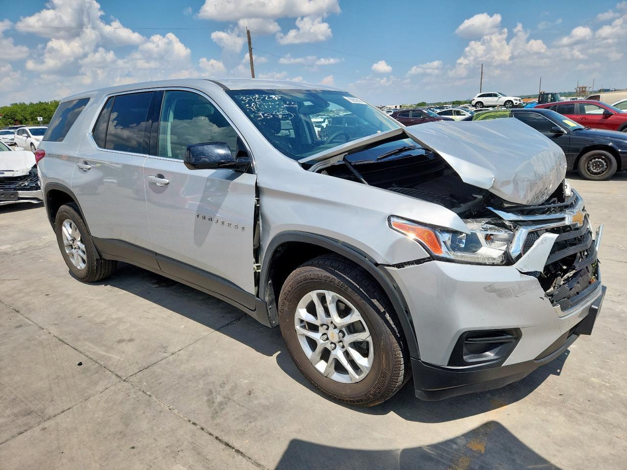 2019 Chevrolet Traverse Ls - Фото 4