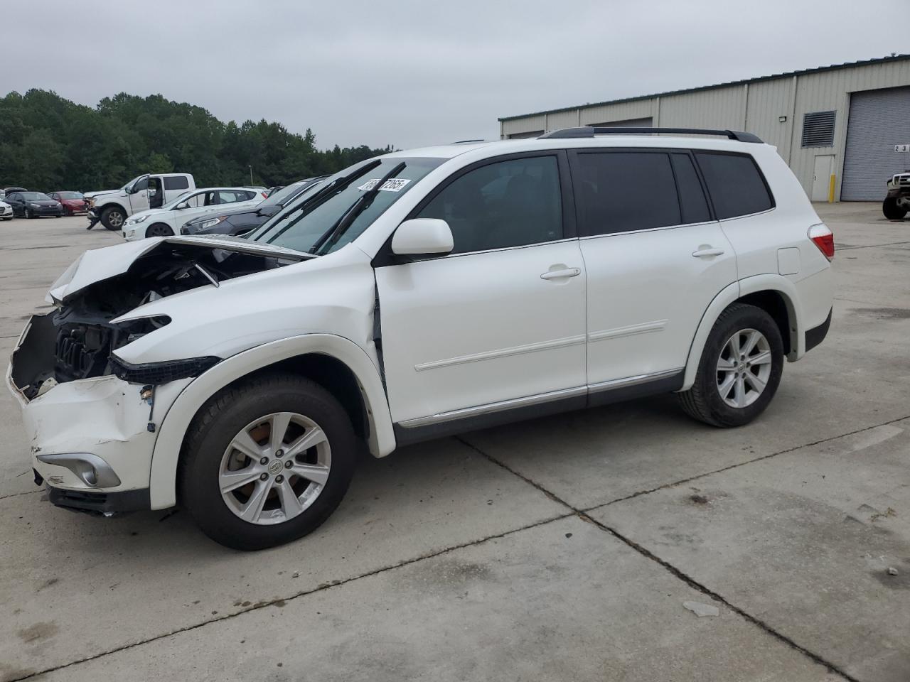 2013 Toyota Highlander Base