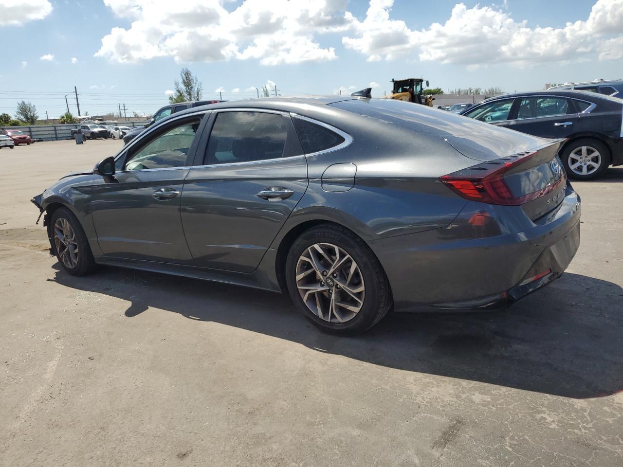 2021 Hyundai Sonata Sel - Фото 2